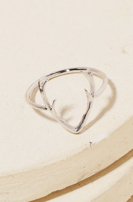 Majestic Antlers Ring - Grace Boutique