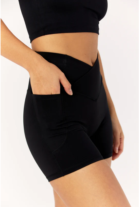 Astoria Luxe Power Short - Black - Grace Boutique